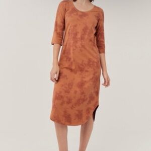 PACT Far Out Rust Tie-Dye Midi Dress with Side Slit, Medium